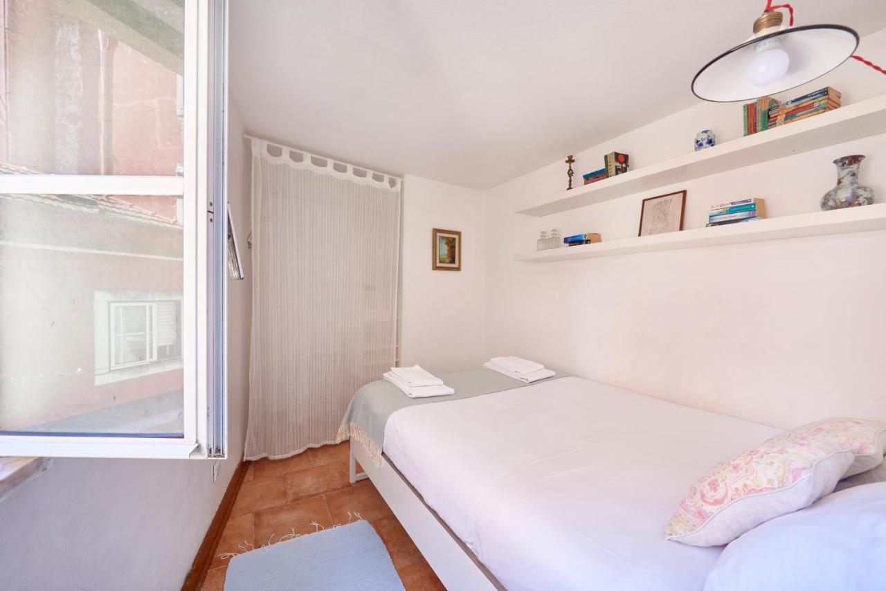 Light Filled Apartment Near Chiado, By Timecooler Lisabona Exterior foto